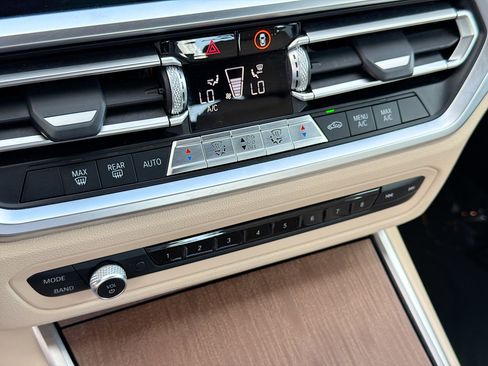 Used 2021 BMW 330i 330i w/ Convenience Package image 33