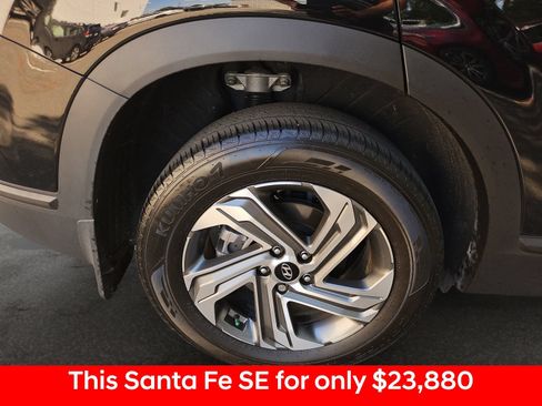 Used 2023 Hyundai Santa Fe SE FWD image 43