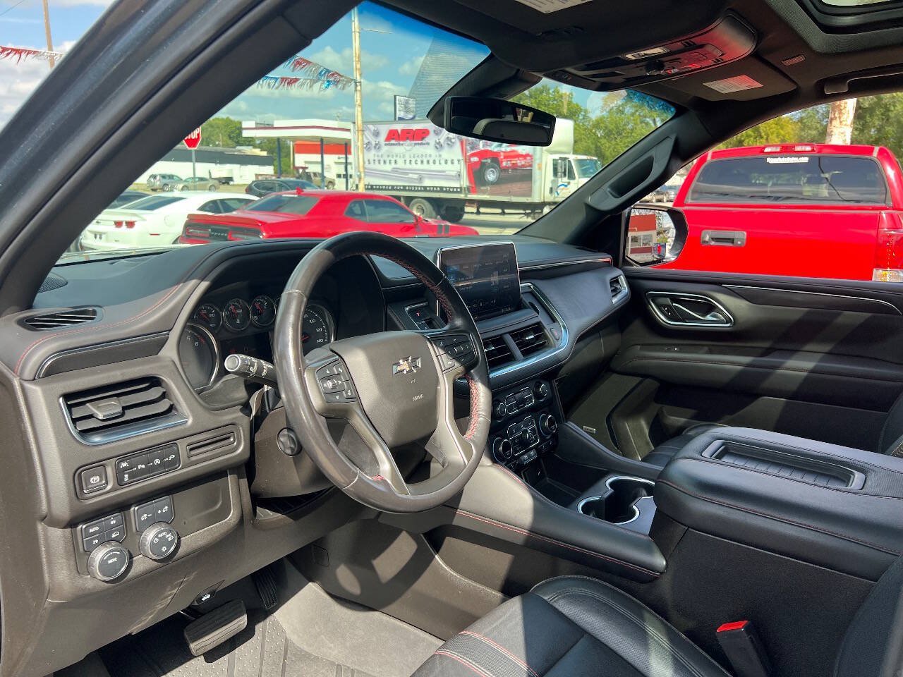Used 2021 Chevrolet Tahoe RST w/ Luxury Package AWD/4WD image 11