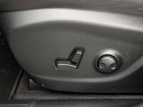 Used 2022 Jeep Cherokee Latitude Lux image 18