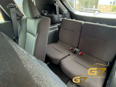 Used 2022 Mitsubishi Outlander ES FWD image 13