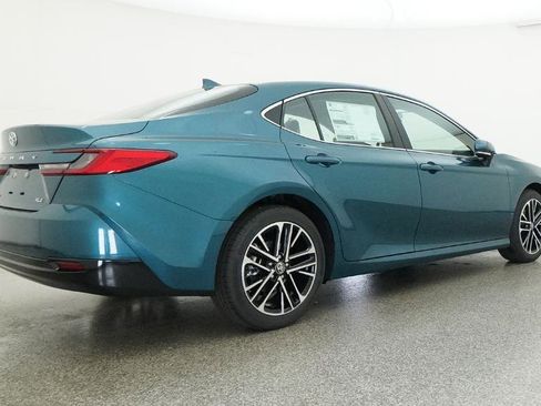 New 2026 Toyota Camry XLE FWD image 31
