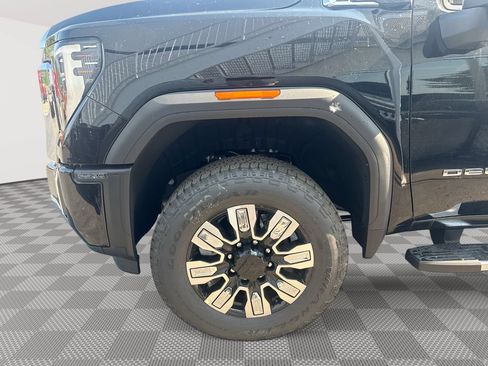 New 2026 GMC Sierra 2500 Denali w/ Denali Reserve Package AWD/4WD image 28