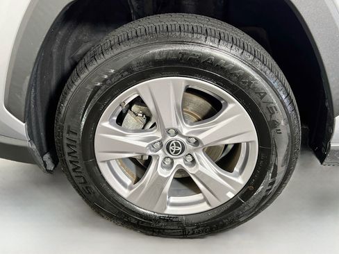 Certified 2024 Toyota RAV4 XLE FWD image 25