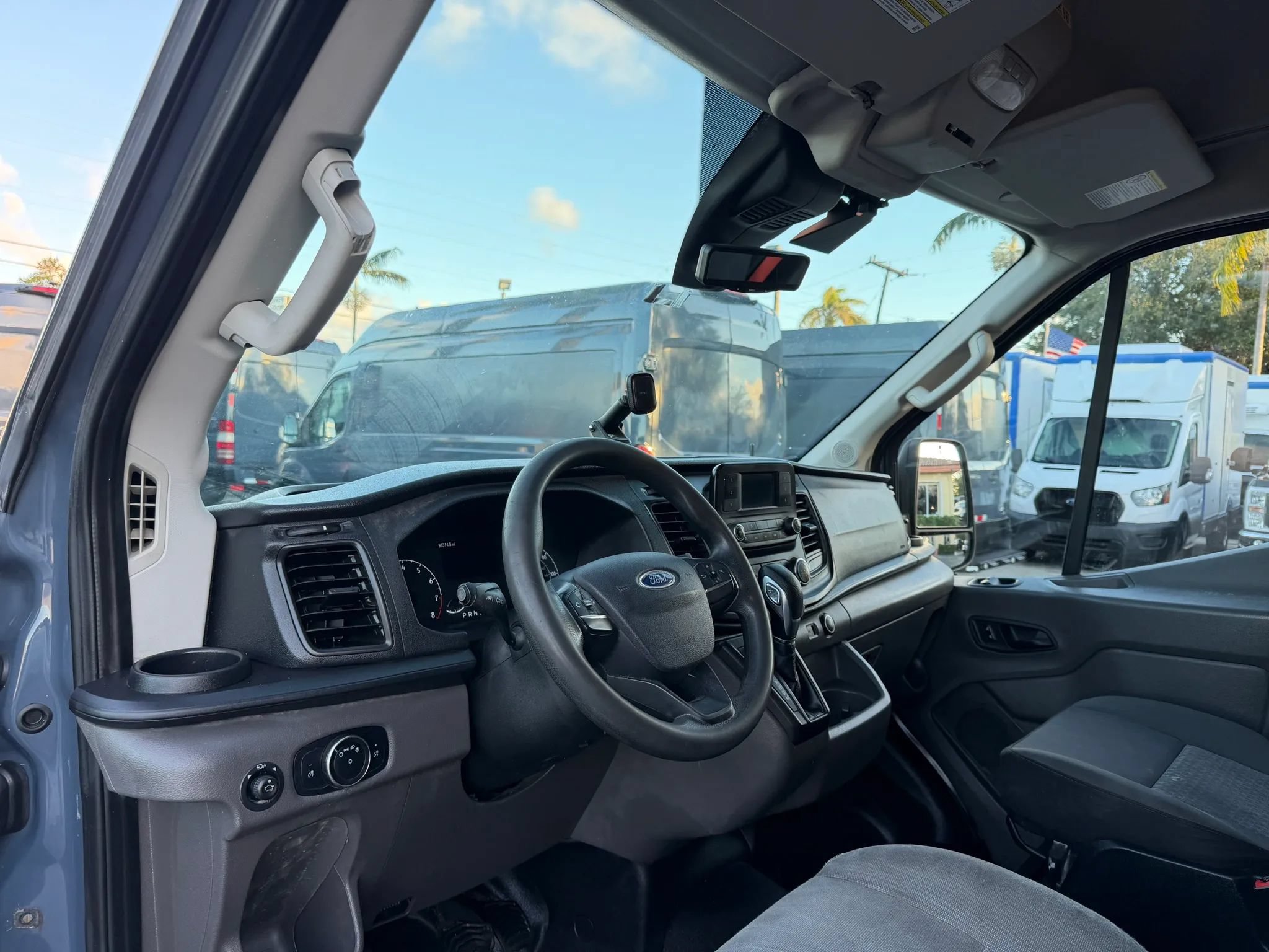 Used 2020 Ford Transit 250 148 High Roof Extended RWD image 11
