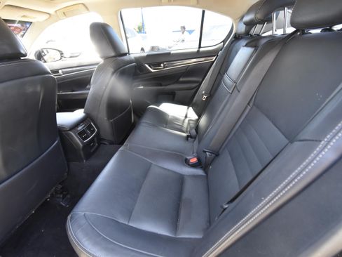 Used 2017 Lexus GS 350 w/ Preferred Accessory Package RWD image 8