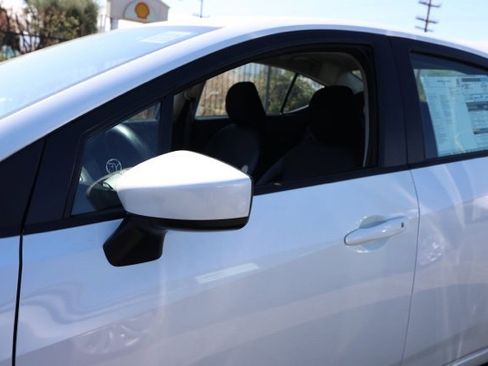 New 2025 Nissan Versa 1.6 SV w/ Trunk Package image 12