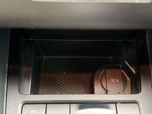 Used 2011 Volkswagen GTI Autobahn image 29