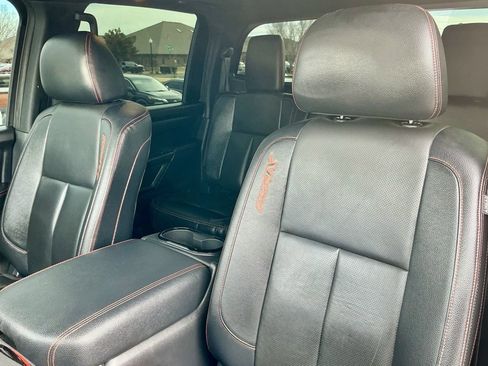 Used 2021 Nissan Titan PRO-4X w/ Pro-4x Convenience Package image 38