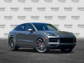 Used 2025 Porsche Cayenne S video 2