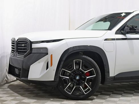 Used 2024 BMW XM AWD/4WD image 2