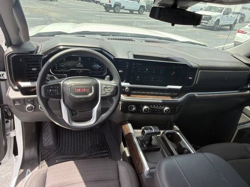 Used 2023 GMC Sierra 1500 Elevation AWD/4WD image 13