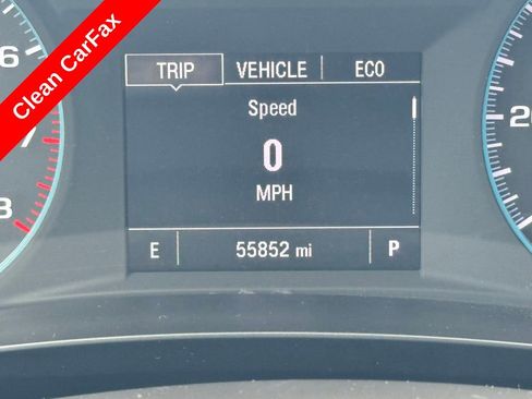 Used 2024 Chevrolet Malibu LT image 3