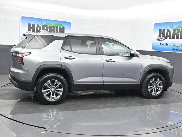 Used 2025 Chevrolet Equinox LT AWD/4WD image 6