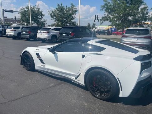 Used 2019 Chevrolet Corvette Grand Sport RWD image 3