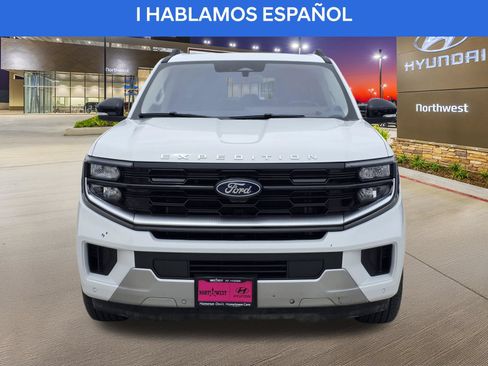Used 2025 Ford Expedition Max Platinum AWD/4WD image 5
