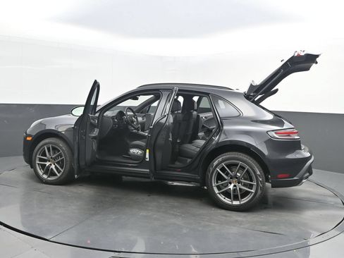 New 2026 Porsche Macan AWD/4WD image 41