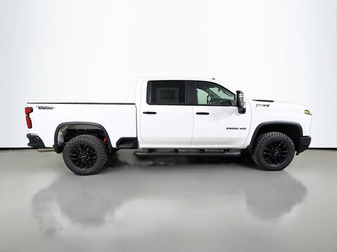 New 2026 Chevrolet Silverado 3500 LT w/ Trail Boss Package AWD/4WD image 4