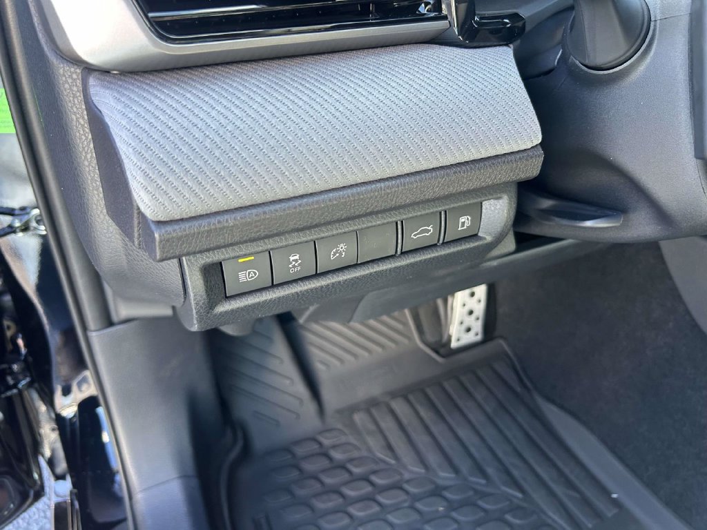 New 2026 Toyota Camry SE FWD image 17