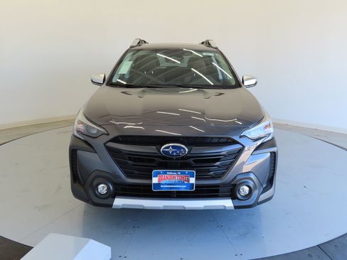 Used 2025 Subaru Outback Touring w/ Tech Package 2 image 11