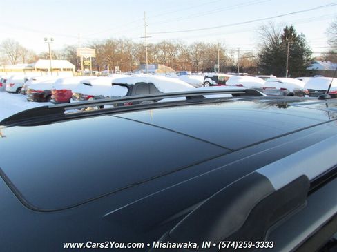 Used 2014 Ford Explorer XLT w/ Equipment Group 202A AWD/4WD image 6