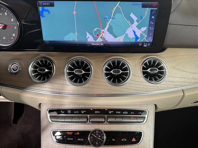 Used 2018 Mercedes-Benz E 400 Cabriolet image 2