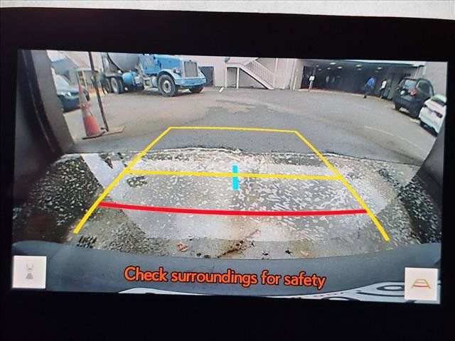 Used 2023 Lexus UX 250h F Sport w/ Accessory Package (Z2) FWD image 11