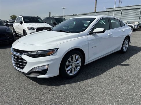 Used 2022 Chevrolet Malibu LT image 9