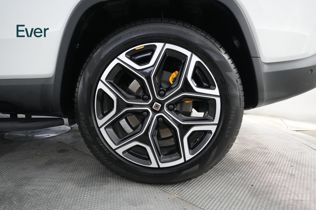 Used 2023 Rivian R1S Adventure Quad AWD/4WD image 9