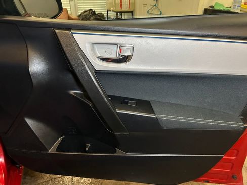 Used 2016 Toyota Corolla LE image 16