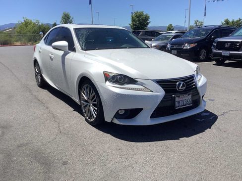 Used 2015 Lexus IS 250 w/ Navigation System Package RWD image 8