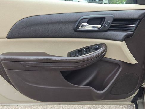 Used 2015 Chevrolet Malibu LT w/ Power Convenience Package FWD image 15