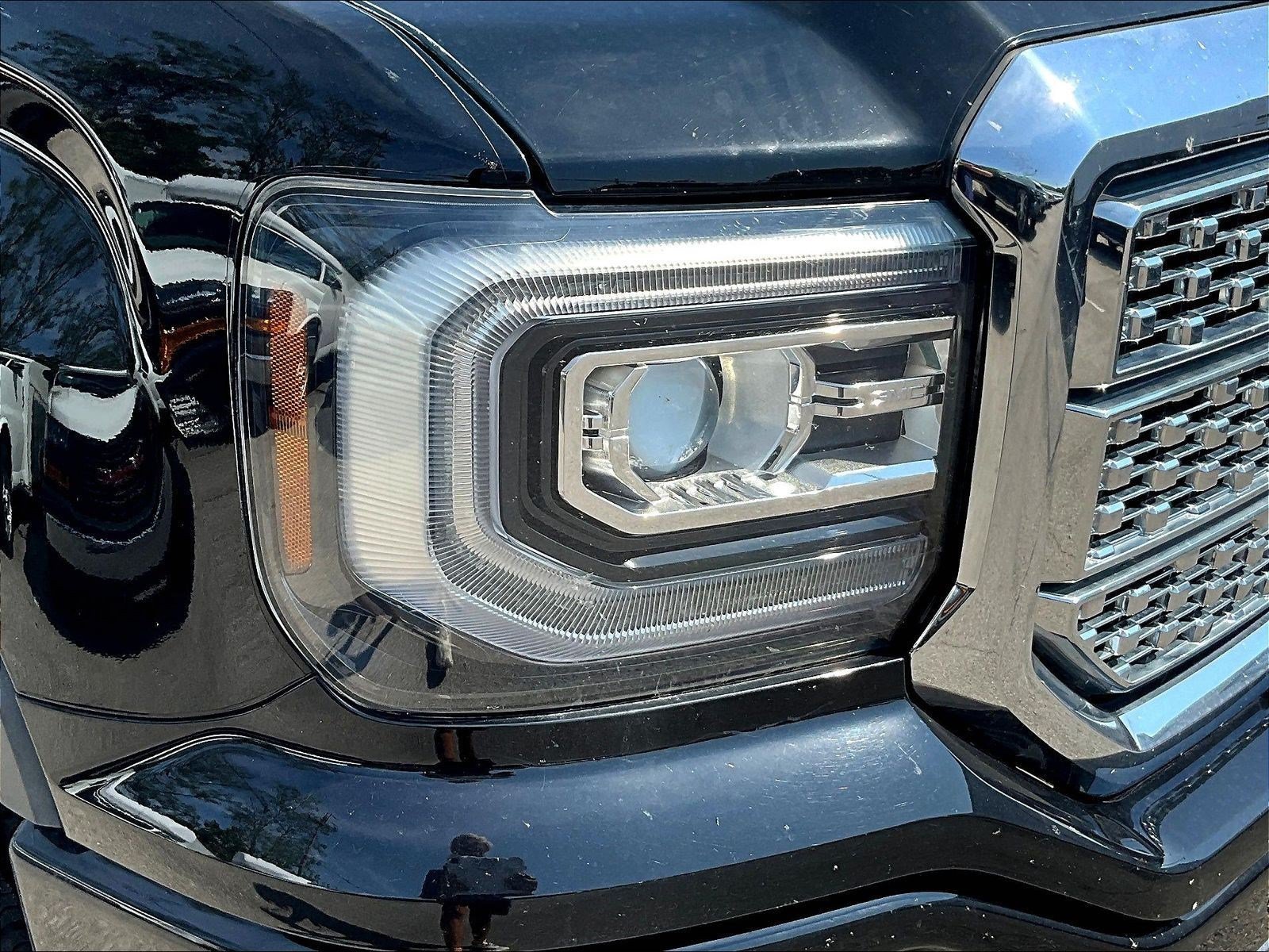 Used 2018 GMC Sierra 1500 Denali w/ Denali Ultimate Package AWD/4WD image 32