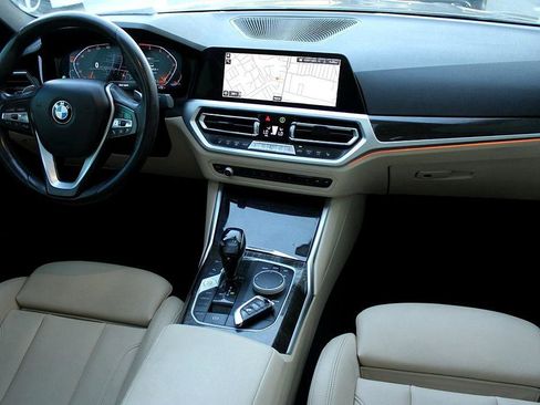 Used 2020 BMW 330i Sedan w/ Driving Assistance Package image 19
