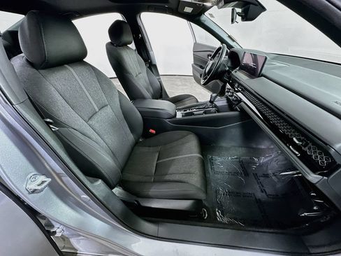 Used 2024 Honda Accord Sport image 12