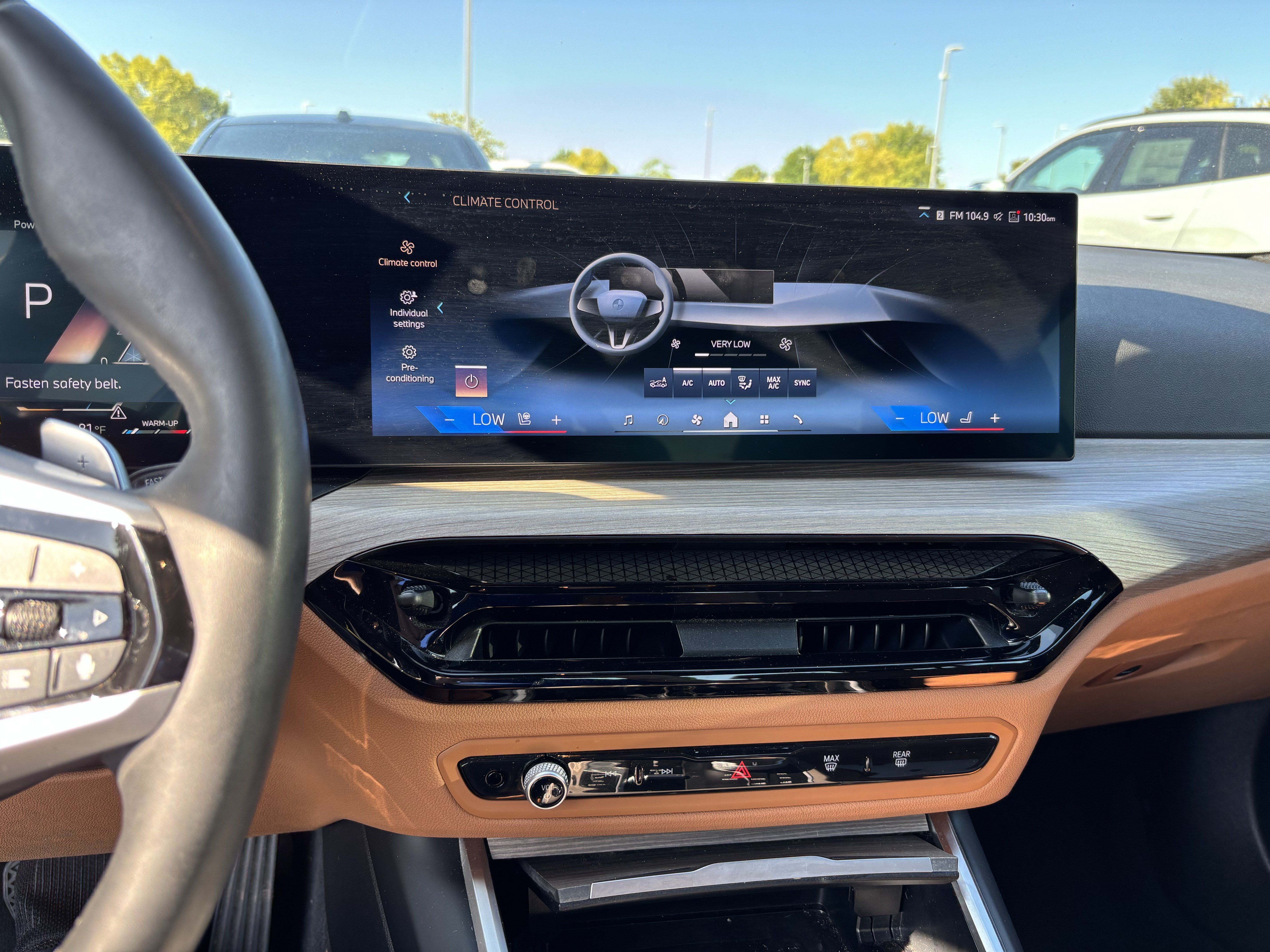 Certified 2025 BMW 330i Sedan RWD image 30