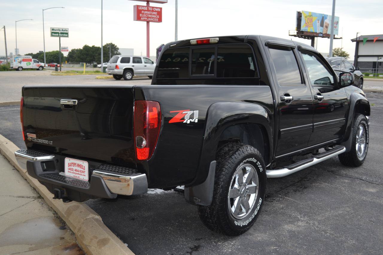 Used 2011 Chevrolet Colorado LT AWD/4WD image 8