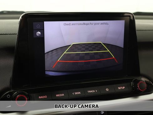 Used 2023 Kia Forte LXS w/ LXS Technology Package image 5