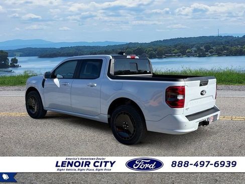 New 2026 Ford Maverick Lobo image 5