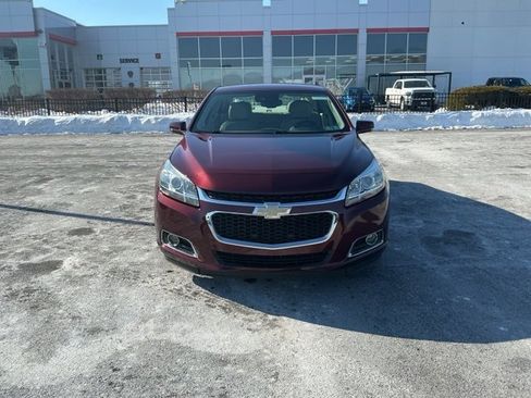 Used 2015 Chevrolet Malibu LT w/ Leather Package image 2