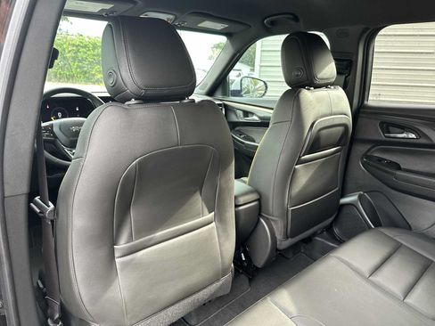 Certified 2024 Chevrolet TrailBlazer ACTIV w/ Driver Confidence Package FWD image 16
