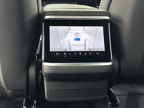 Used 2022 Tesla Model X Plaid image 39