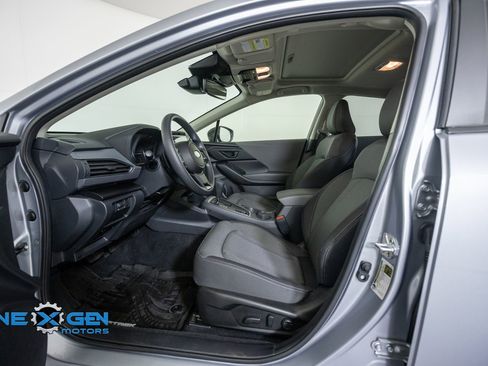 Used 2024 Subaru Crosstrek 2.0i Premium AWD/4WD image 11