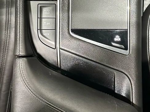 Used 2017 Cadillac CT6 Luxury w/ Active Chassis Package image 28