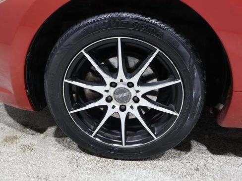 Used 2009 Mitsubishi Eclipse GS image 8