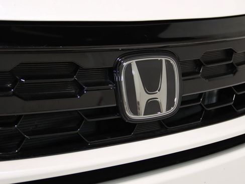 Used 2025 Honda Odyssey Touring image 24