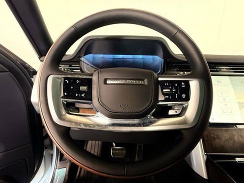 New 2025 Land Rover Range Rover SE image 22