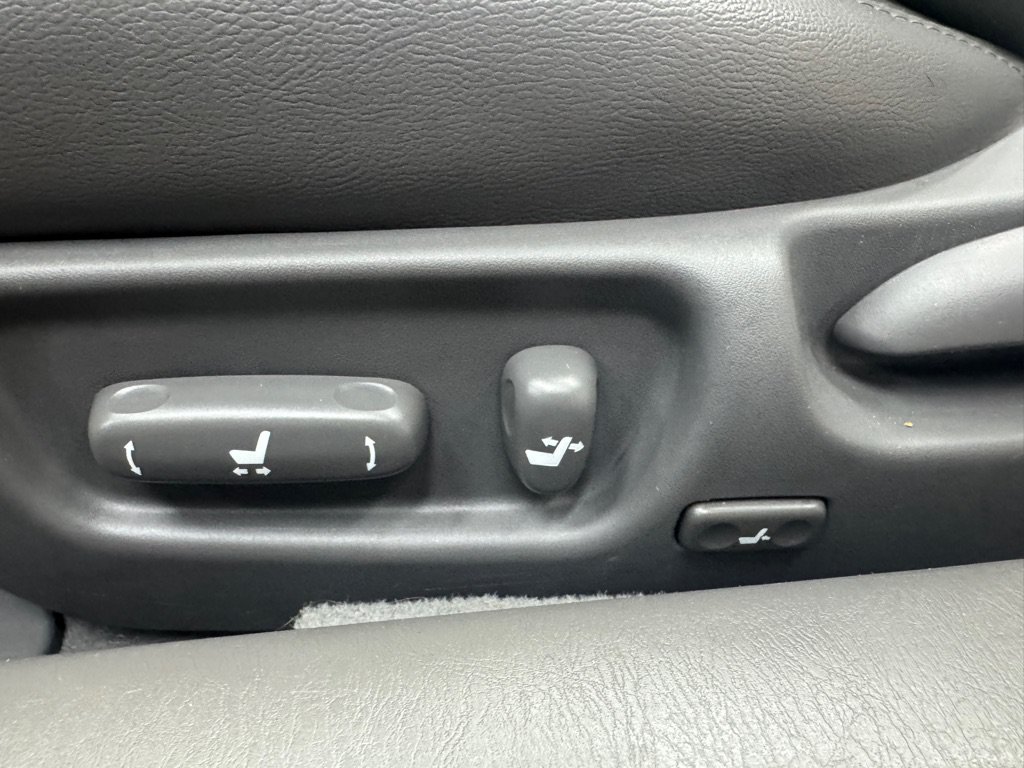 Used 2006 Toyota Solara SE FWD image 39