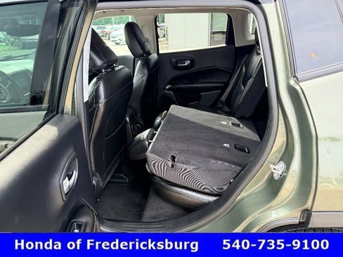 Used 2018 Jeep Compass Limited w/ Navigation Group AWD/4WD image 17
