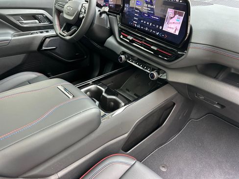 Used 2024 Chevrolet Silverado EV RST image 17